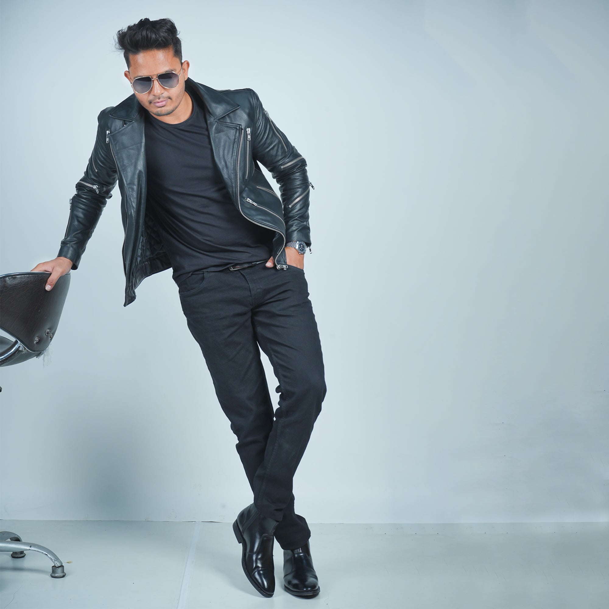 Chelsea Boots with Zipper