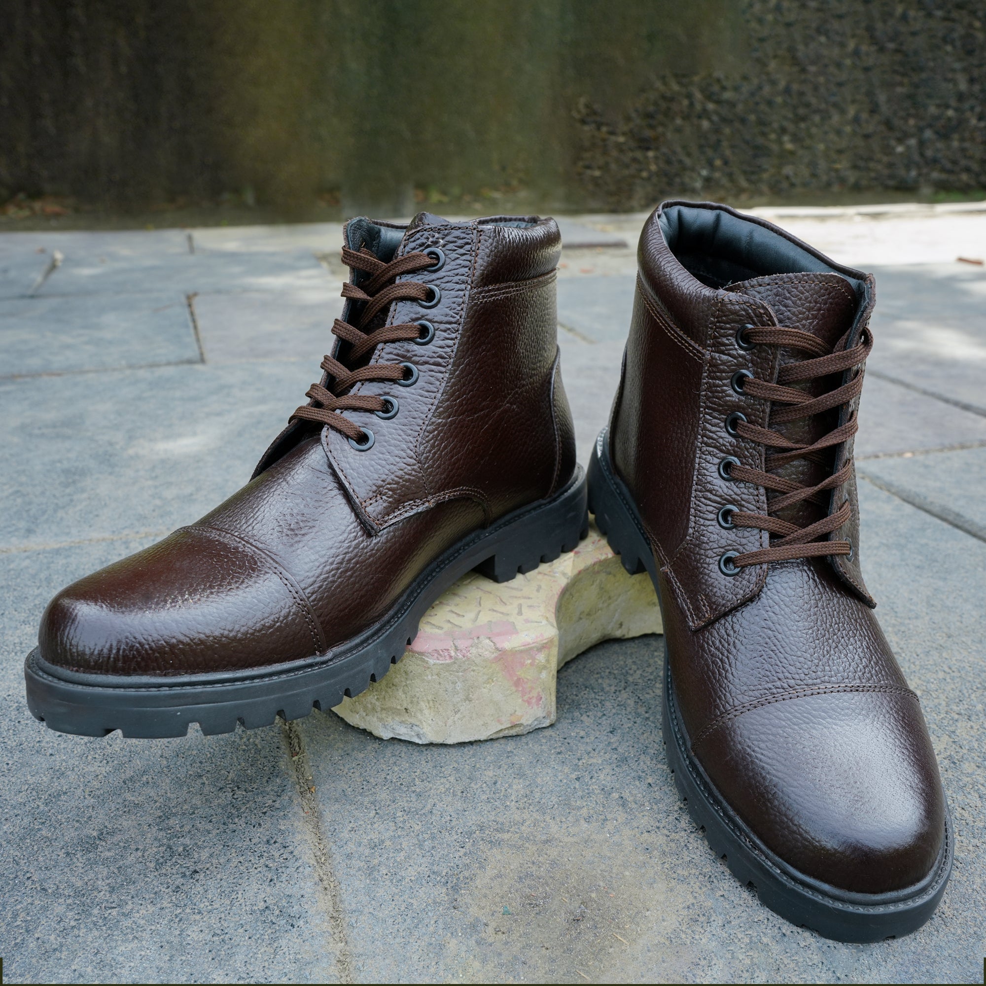 Bota Walk Leather Boots